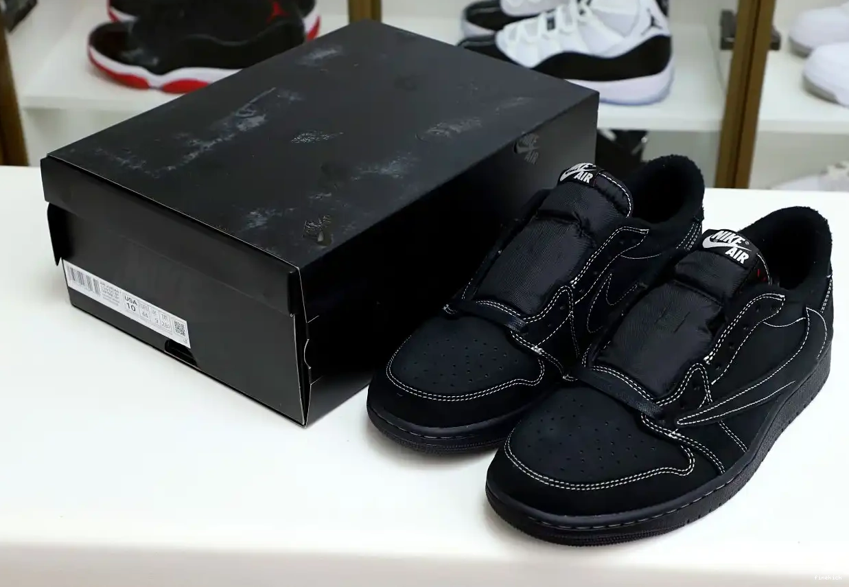 NIKE LOW AIR X PHANTOM” “BLACK TRAVIS SCOTT OG JORDAN 1 0614